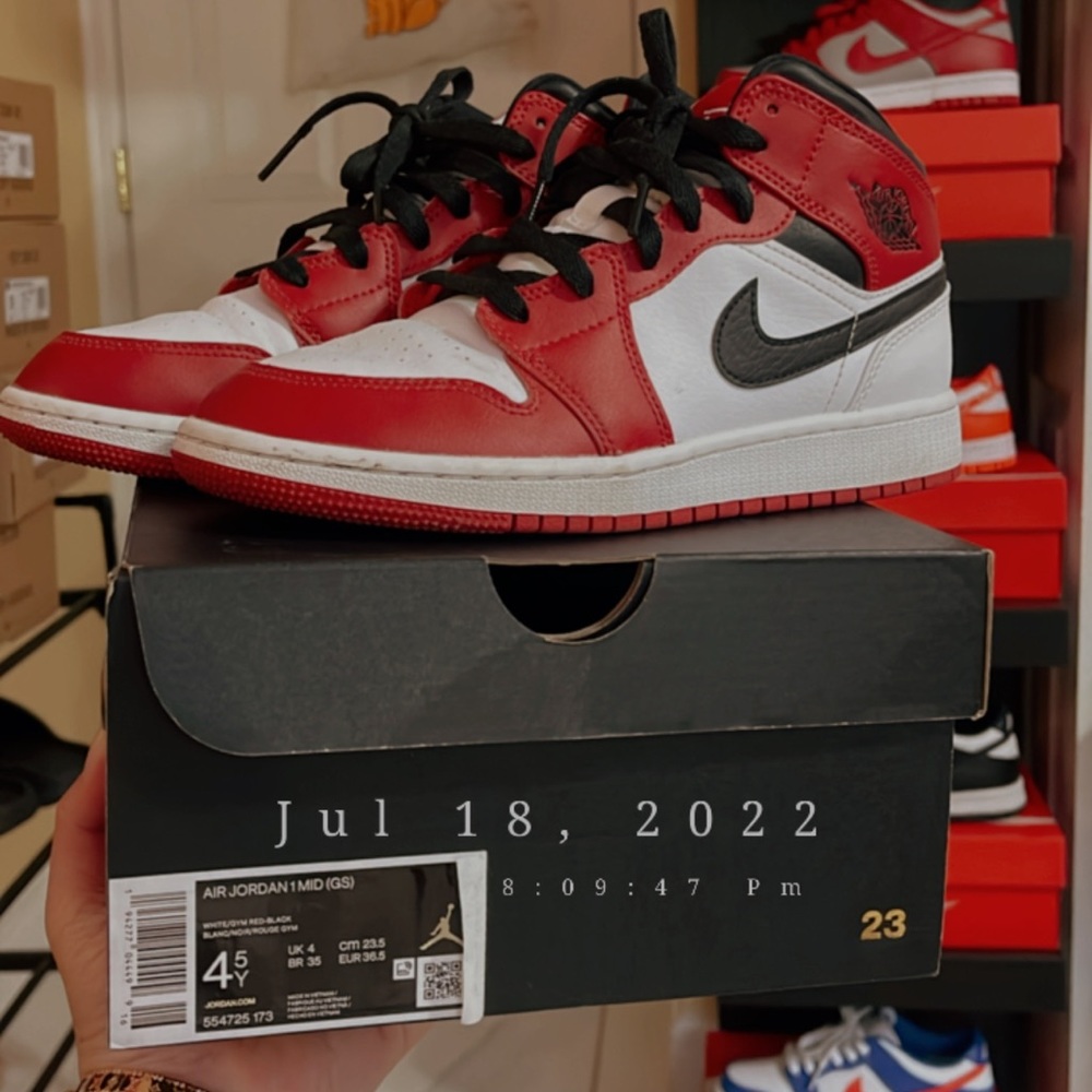 Air Jordan 1 low